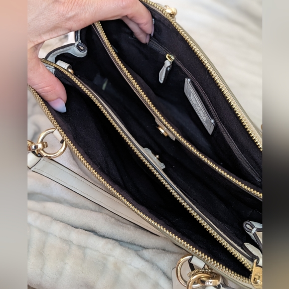 COACH White Monogram handbag - Picture 9 of 12